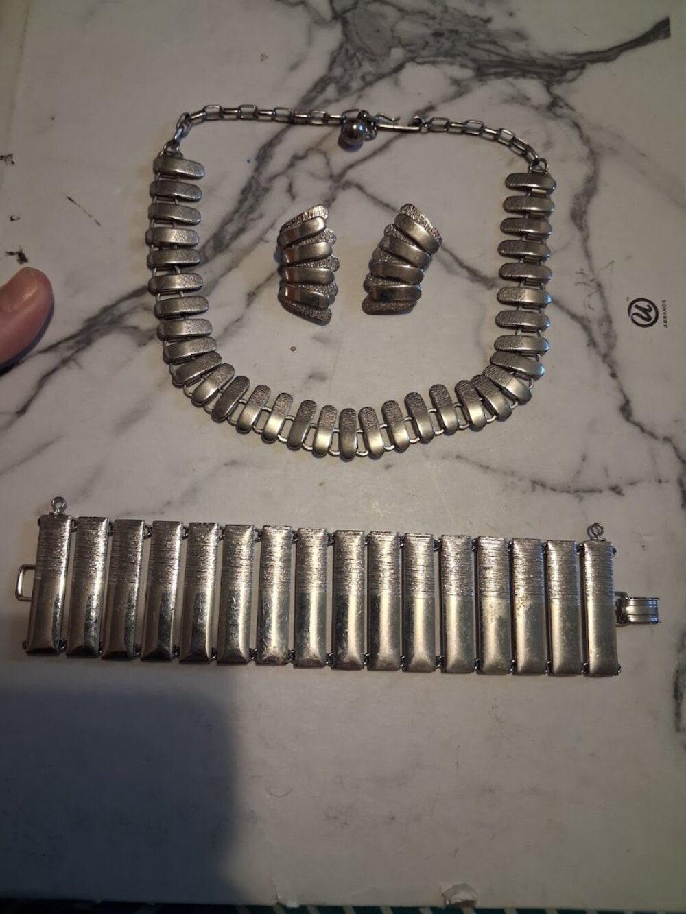 Unique jewelry set